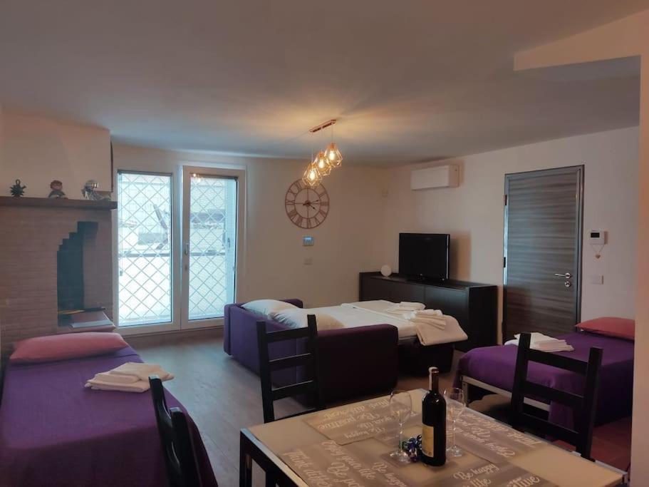 Villa Vita - Monolocale Con Giardino Acilia Zewnętrze zdjęcie